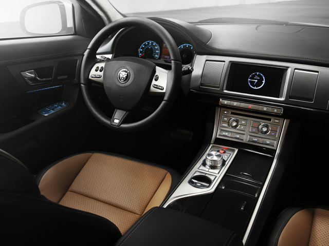 2011 Jaguar XF