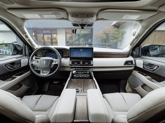 2024 Lincoln Navigator