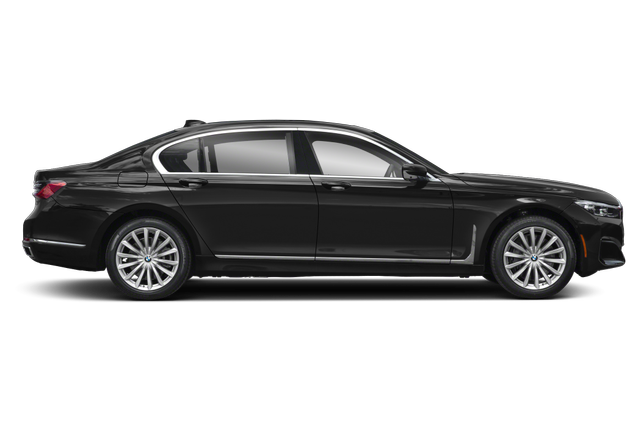 2022 BMW 745e