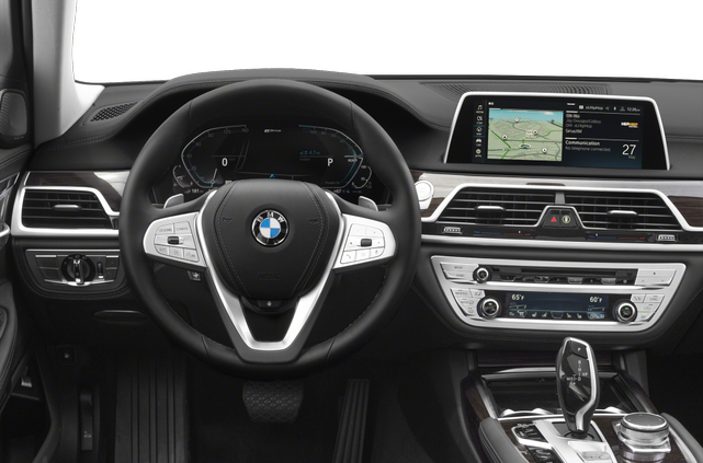 2022 BMW 745e