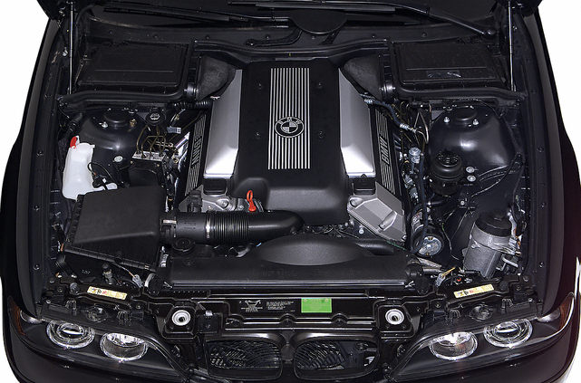 2002 BMW 525
