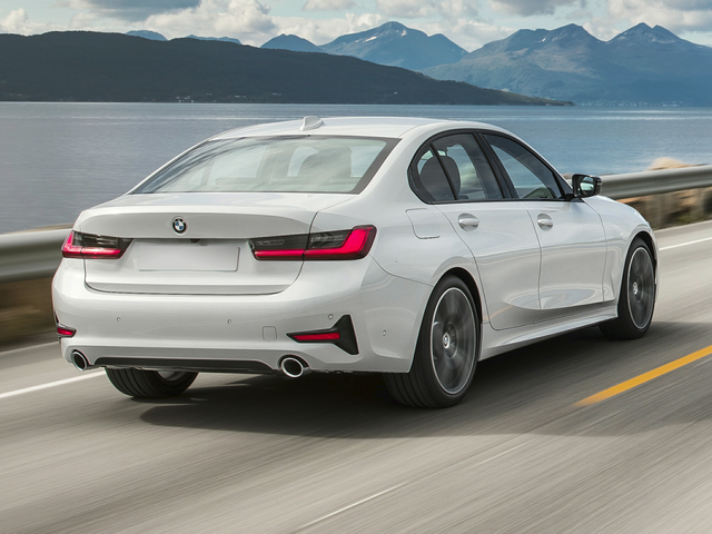2022 BMW 330