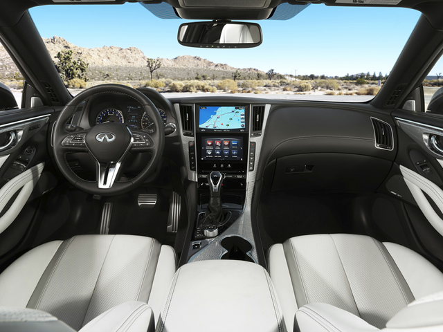 2017 INFINITI Q60