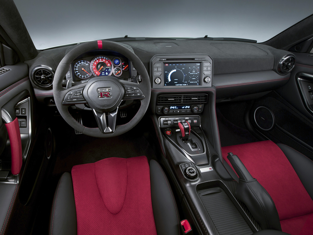 2017 Nissan GT-R