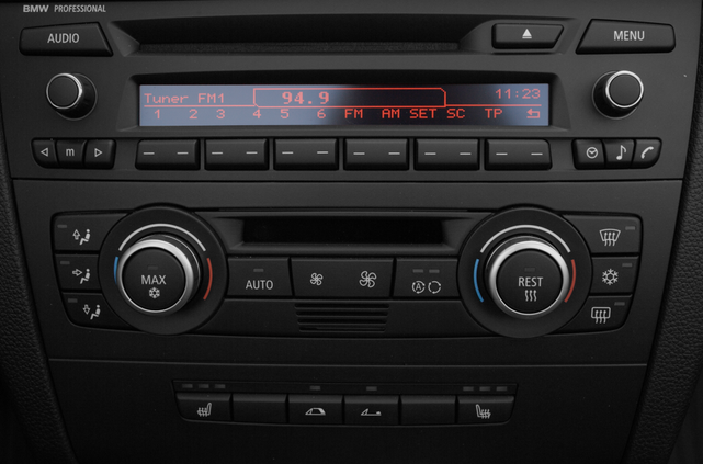 2011 BMW 128