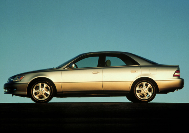 New 2001 Lexus ES 300