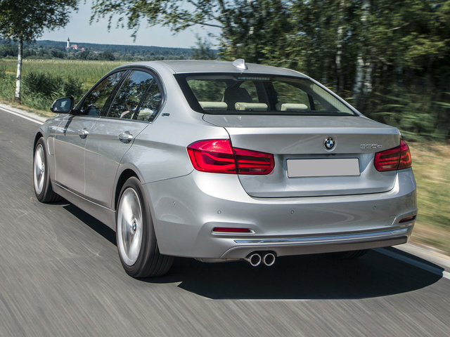 2018 BMW 330e