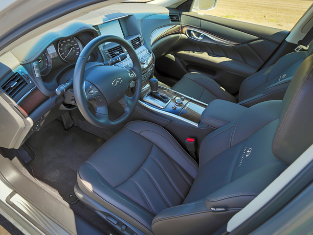 2014 INFINITI Q70h