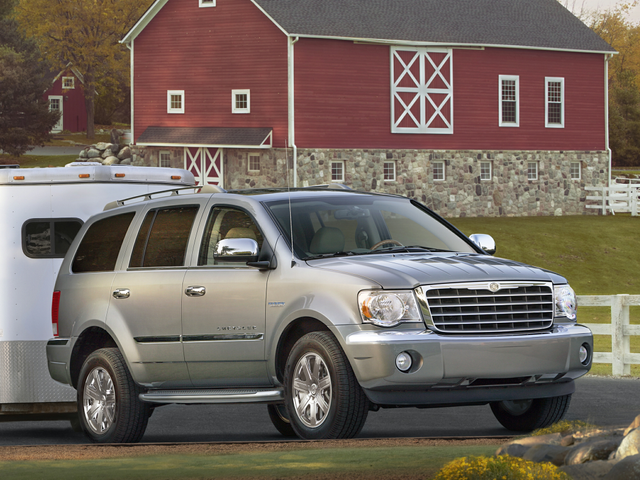 2009 Chrysler Aspen Hybrid - Specs, Prices, MPG, Reviews & Photos ...