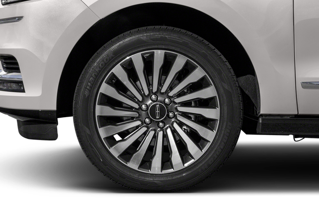 2018 Lincoln Navigator L