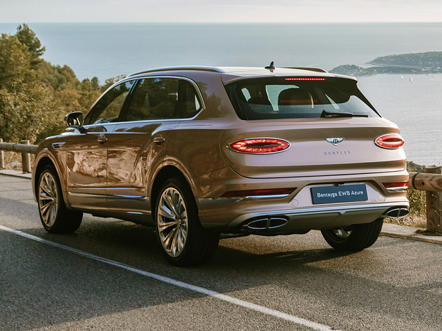 2023 Bentley Bentayga EWB