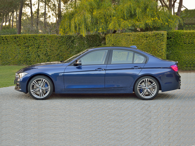 2017 BMW 330
