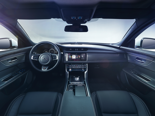 2019 Jaguar XF
