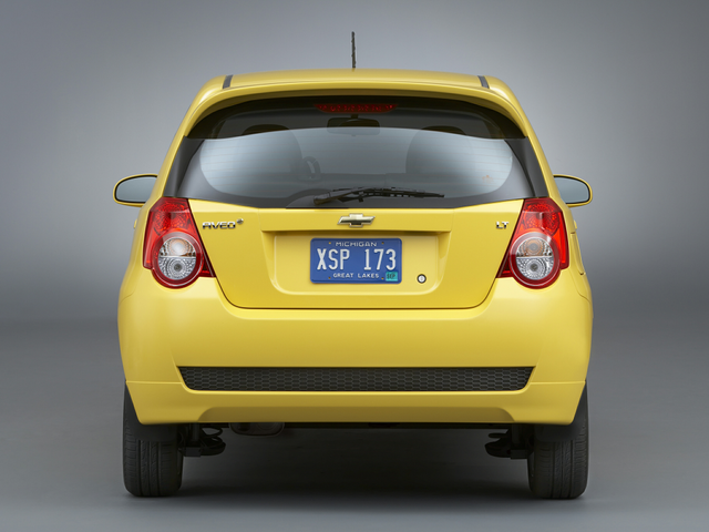 2009 Chevrolet Aveo (Chevy) Review, Ratings, Specs, Prices, and