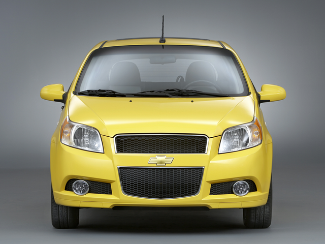 2009 Chevrolet Aveo (Chevy) Review, Ratings, Specs, Prices, and