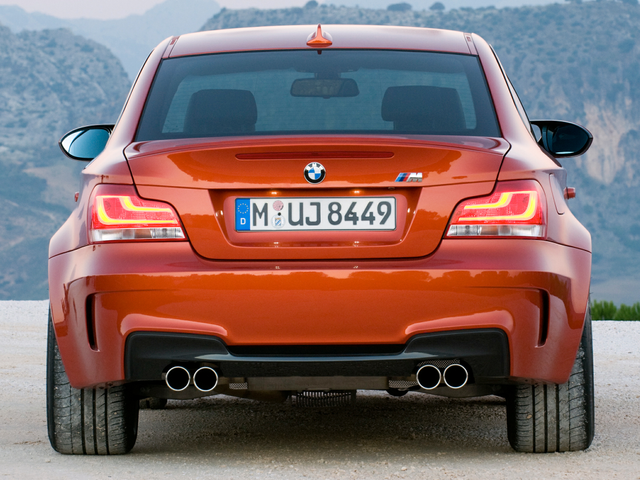 11 Bmw 1 Series M Specs Price Mpg Reviews Cars Com