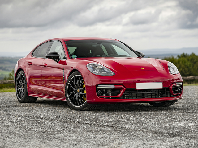 2022 Porsche Panamera