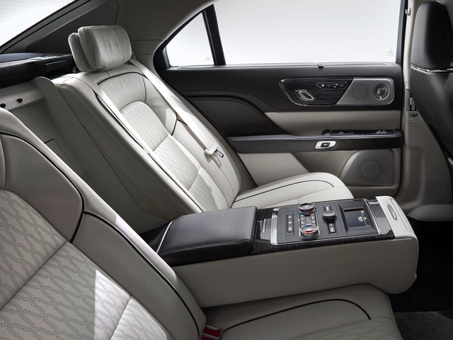 2017 Lincoln Continental