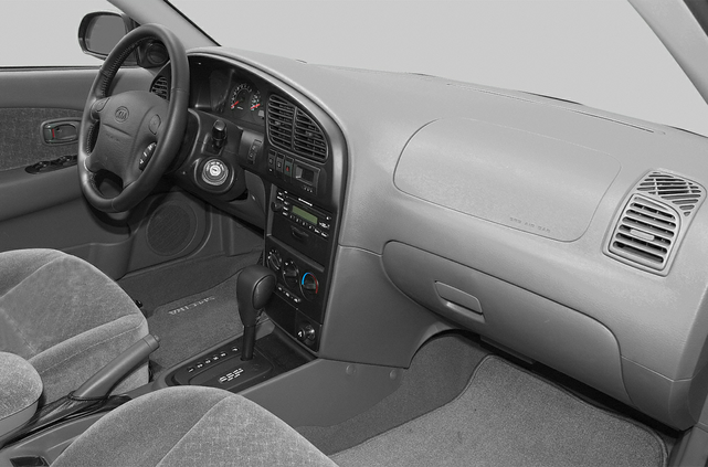 2002 Kia Spectra