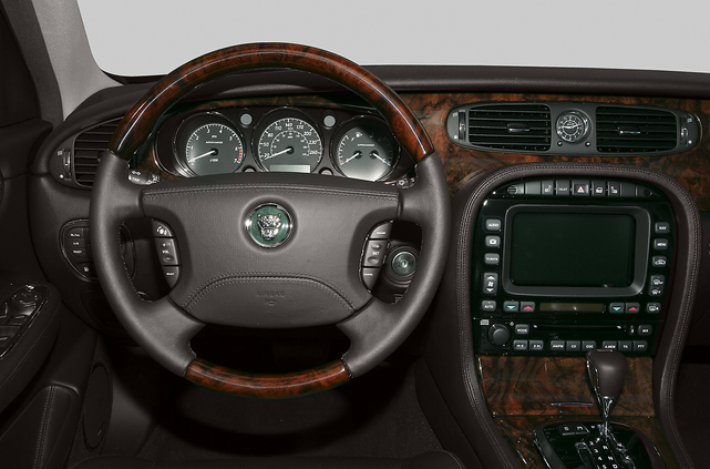 2005 Jaguar Vanden Plas