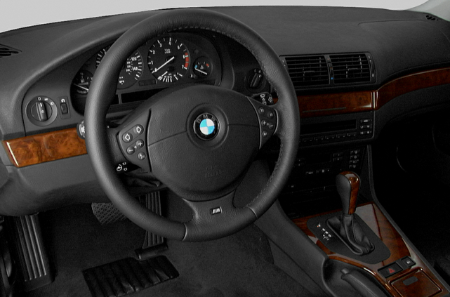 2002 BMW 540