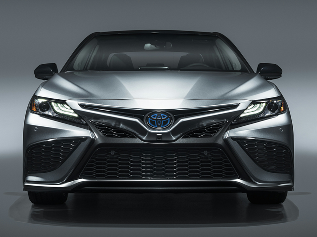2022 Toyota Camry Hybrid