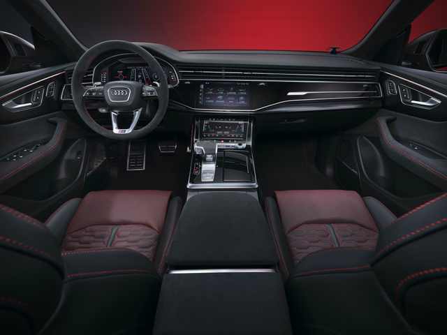 2025 Audi RS Q8