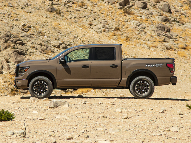 2022 Nissan Titan