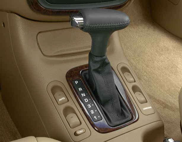 2001 Saturn L