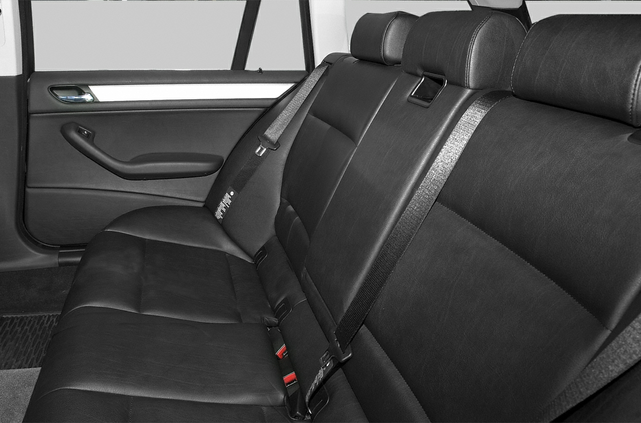 2002 BMW 325