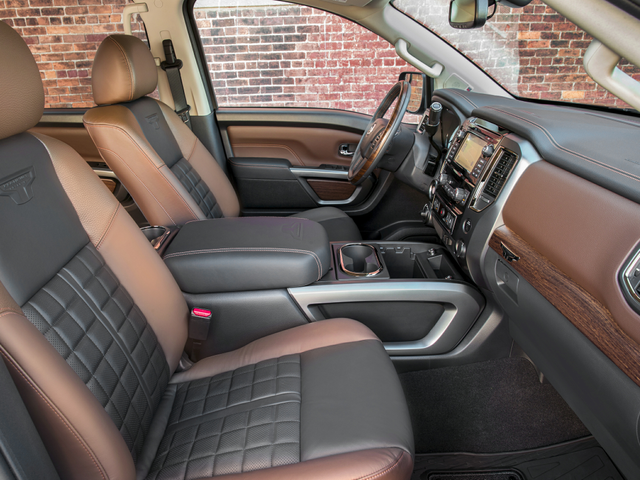 2017 Nissan Titan