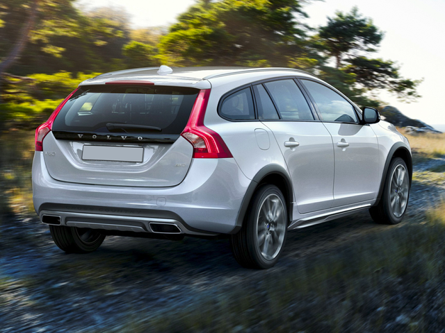 2016 Volvo V60 Cross Country