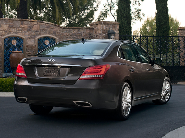 2014 Hyundai Equus - Specs, Prices, MPG, Reviews & Photos | Cars.com