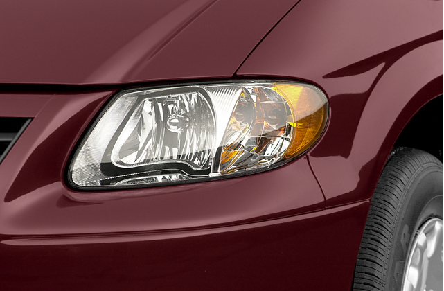 2002 Chrysler Voyager