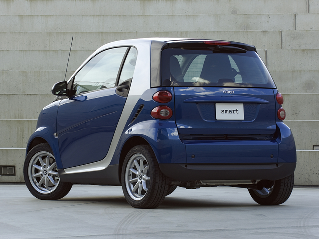 2011 smart ForTwo Specs, Price, MPG & Reviews