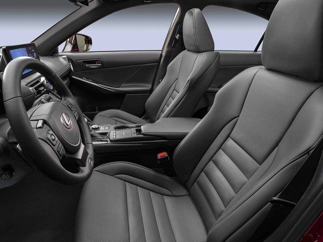 2023 Lexus IS 500
