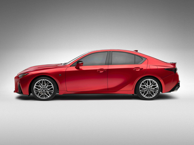 2023 Lexus IS 500