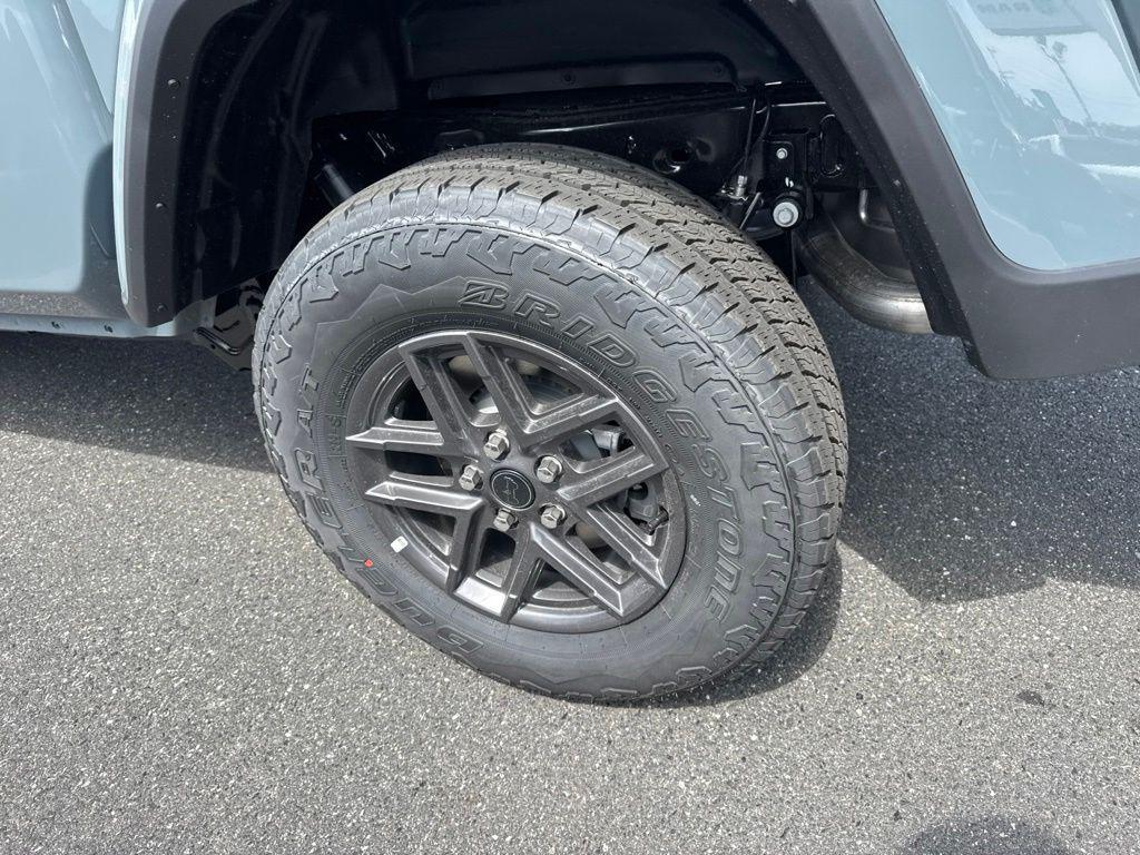 new 2026 Jeep Gladiator car, priced at $44,099