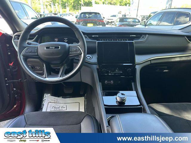 used 2024 Jeep Grand Cherokee car, priced at $32,174