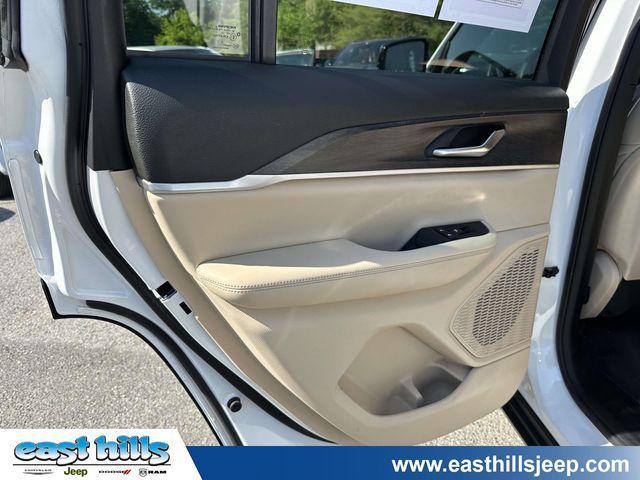 used 2023 Jeep Grand Cherokee car, priced at $30,163