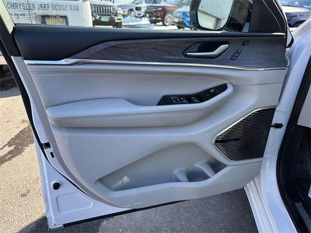 used 2021 Jeep Grand Cherokee L car, priced at $28,879