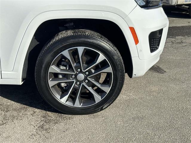 used 2021 Jeep Grand Cherokee L car, priced at $28,879