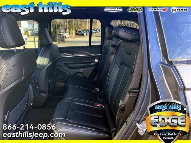 new 2025 Jeep Grand Cherokee car, priced at $54,235