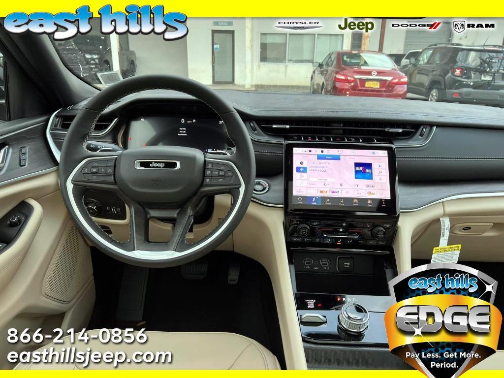 new 2025 Jeep Grand Cherokee car, priced at $49,415