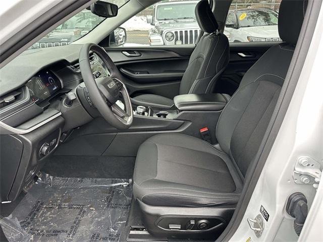 used 2024 Jeep Grand Cherokee car, priced at $28,525