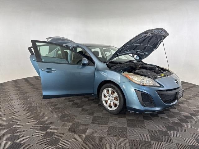 used 2011 Mazda Mazda3 car, priced at $6,200