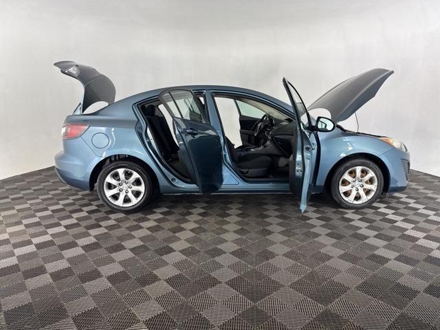 used 2011 Mazda Mazda3 car, priced at $6,200