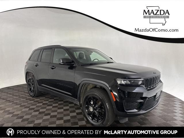 used 2024 Jeep Grand Cherokee car, priced at $29,200