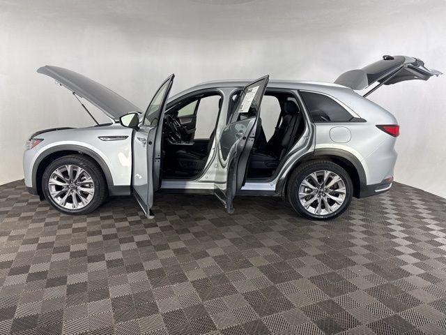 used 2025 Mazda CX-90 car, priced at $35,400
