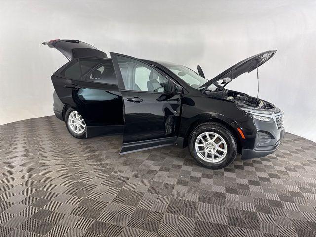 used 2023 Chevrolet Equinox car, priced at $18,100